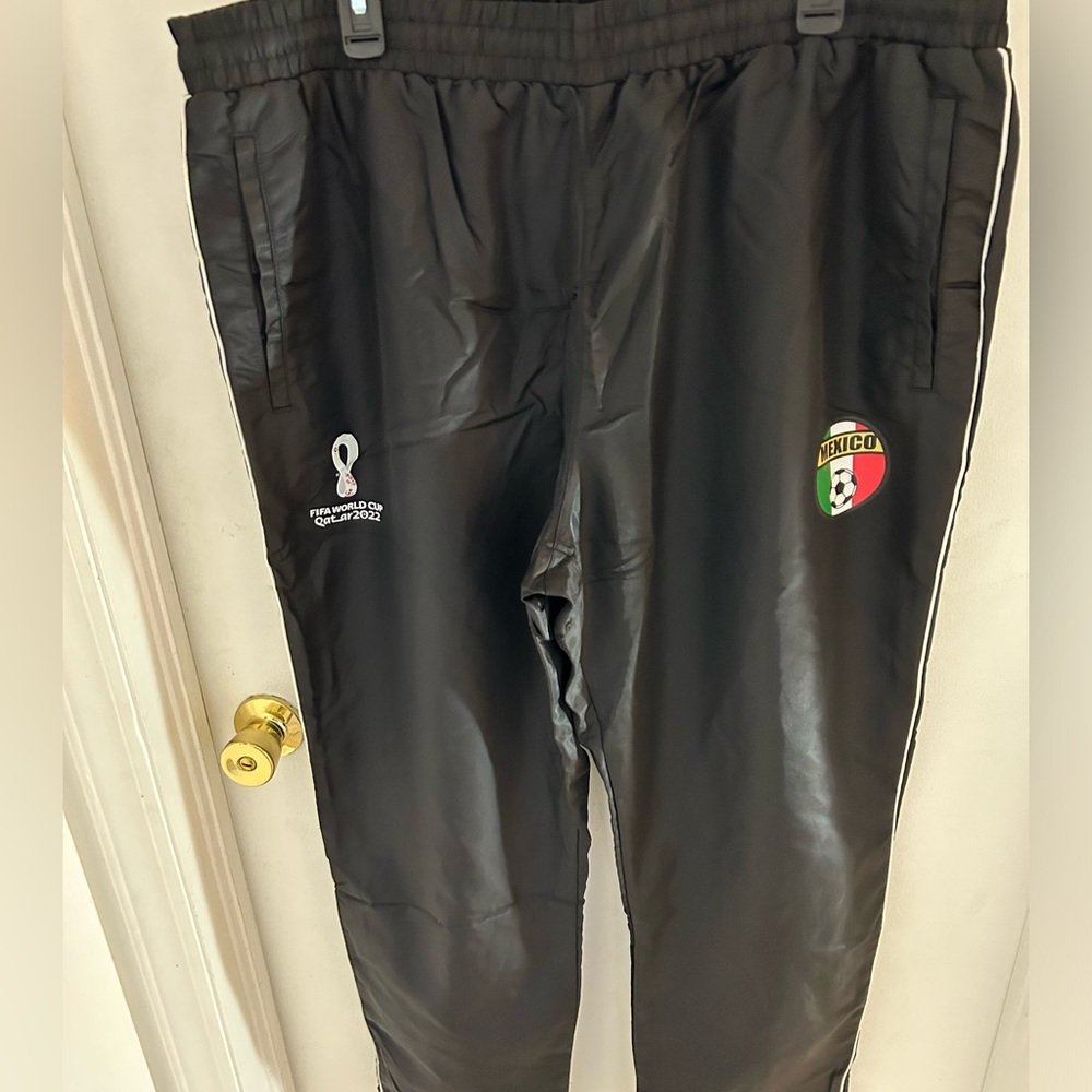 FIFA World Cup Qatar 2022 Pants Men’s XXL Mexico